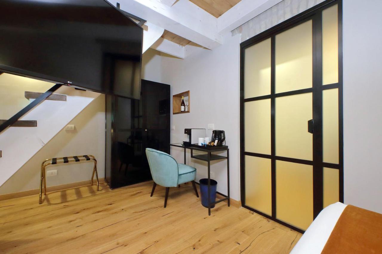 Charming Suites Navona Roma Esterno foto