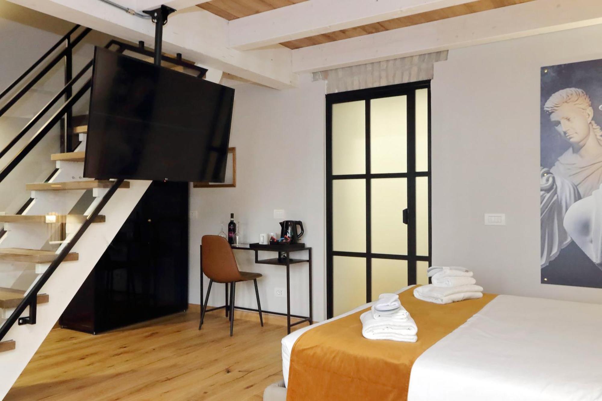 Charming Suites Navona Roma Esterno foto