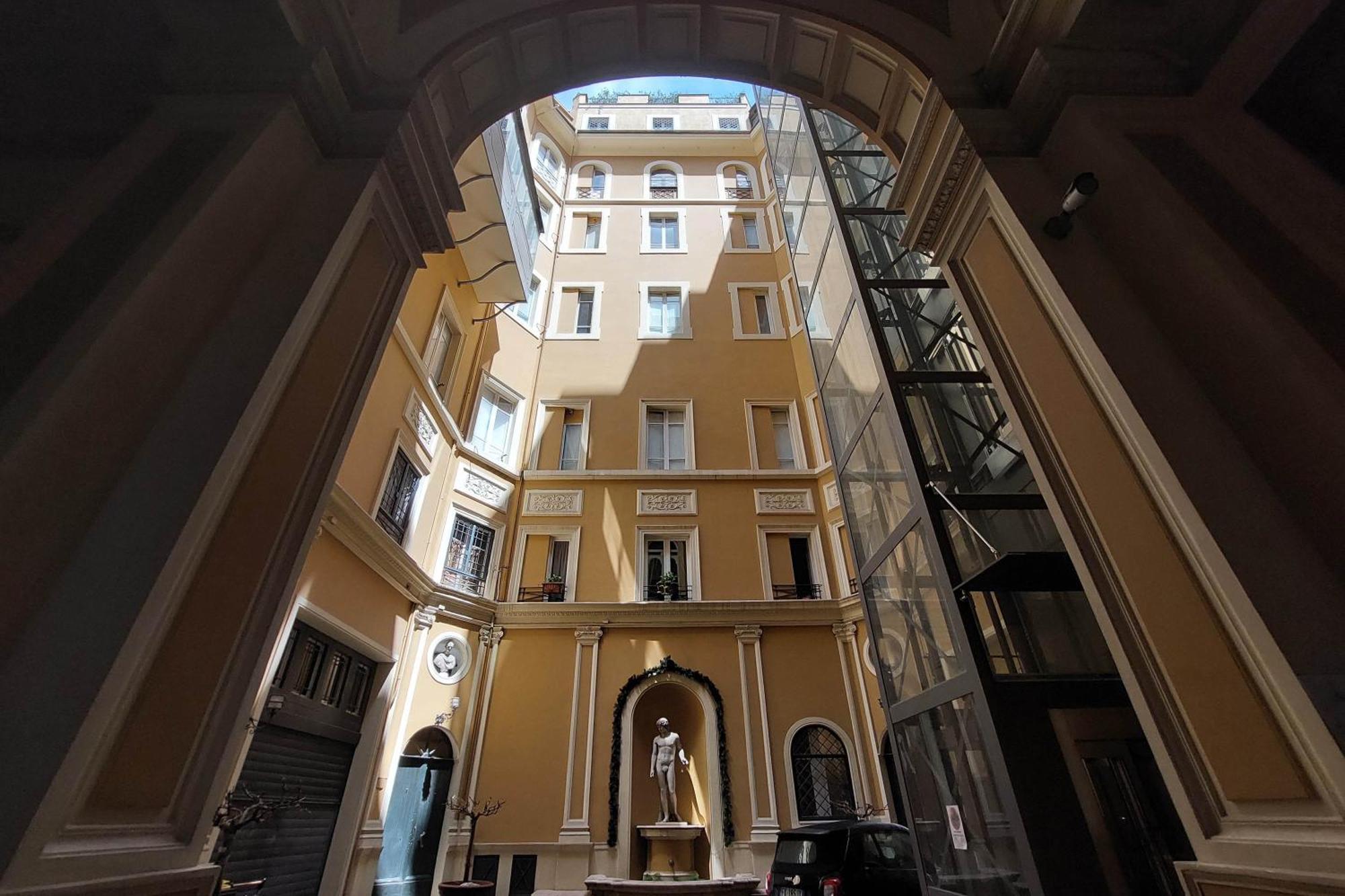 Charming Suites Navona Roma Esterno foto