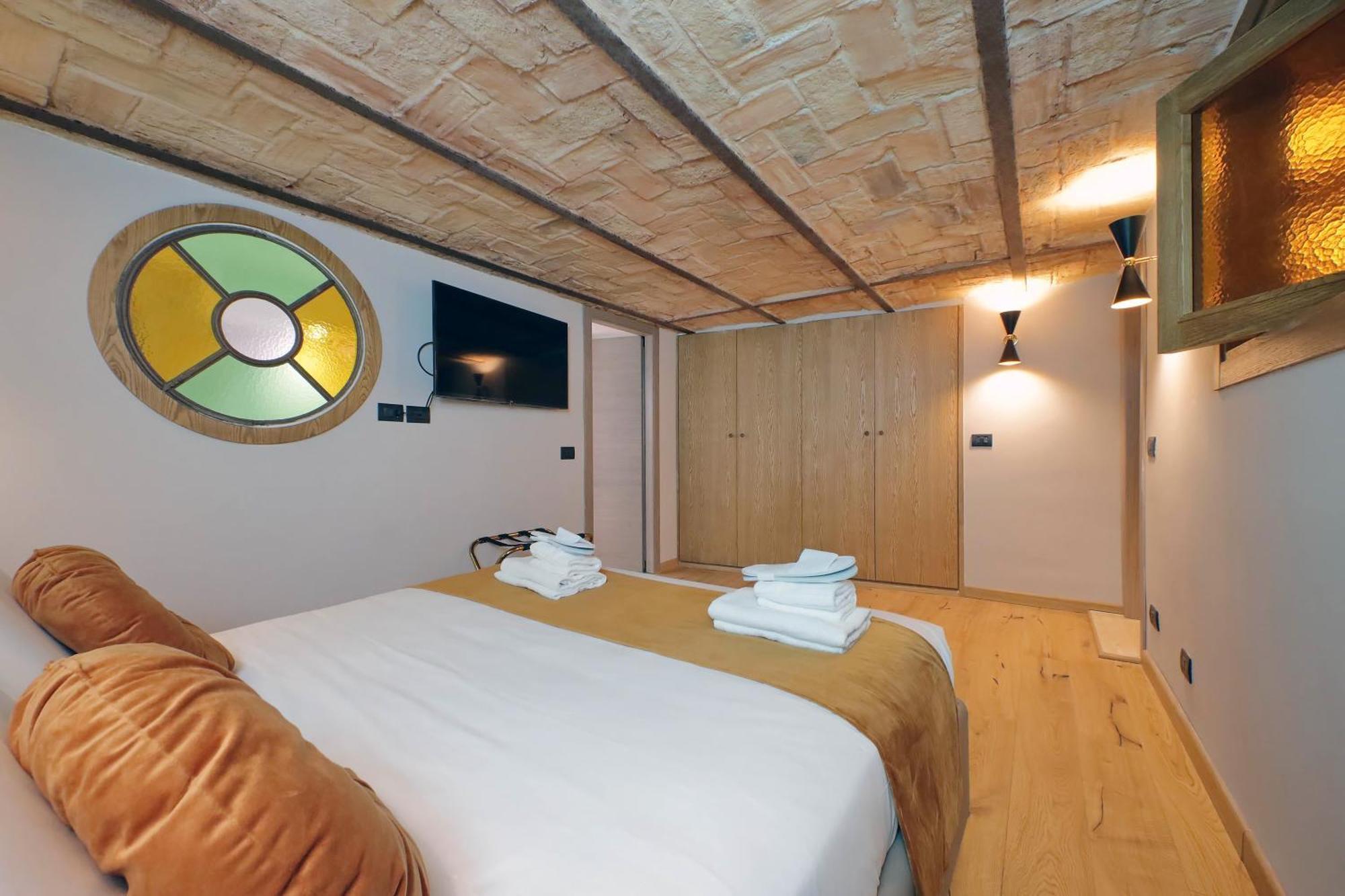 Charming Suites Navona Roma Esterno foto